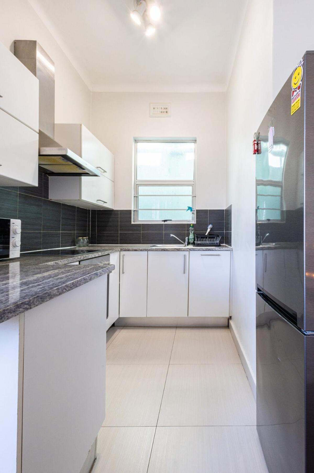Charming Sea Point Apartment